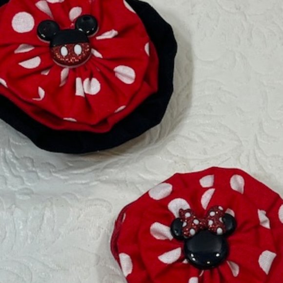 Set of 2 Handmade Mickey/Minnie Mouse Fabric Magnets Fridge Office Locker NEW - Picture 3 of 9